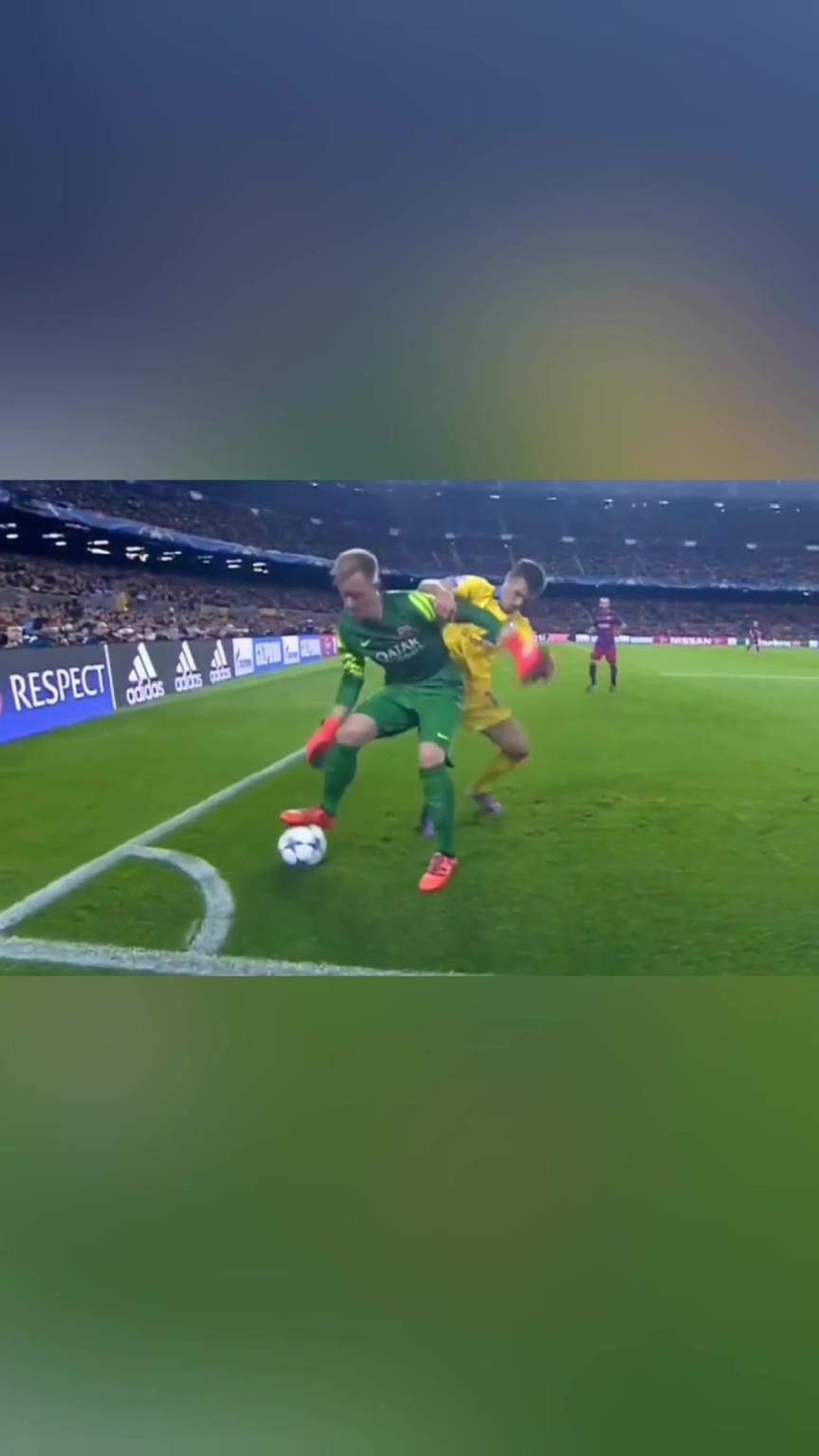 特爾施特根：老子的護(hù)球像亨利！誰來了也不好使！